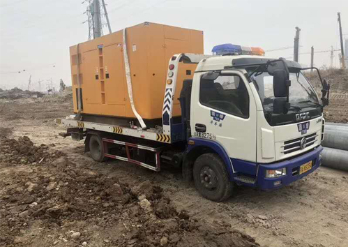 上柴靜音發電機組300kw